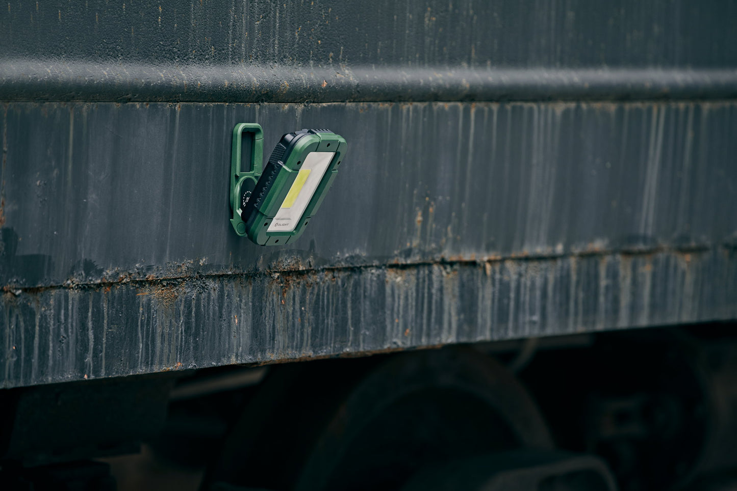 OLIGHT SWIVEL PRO MAX