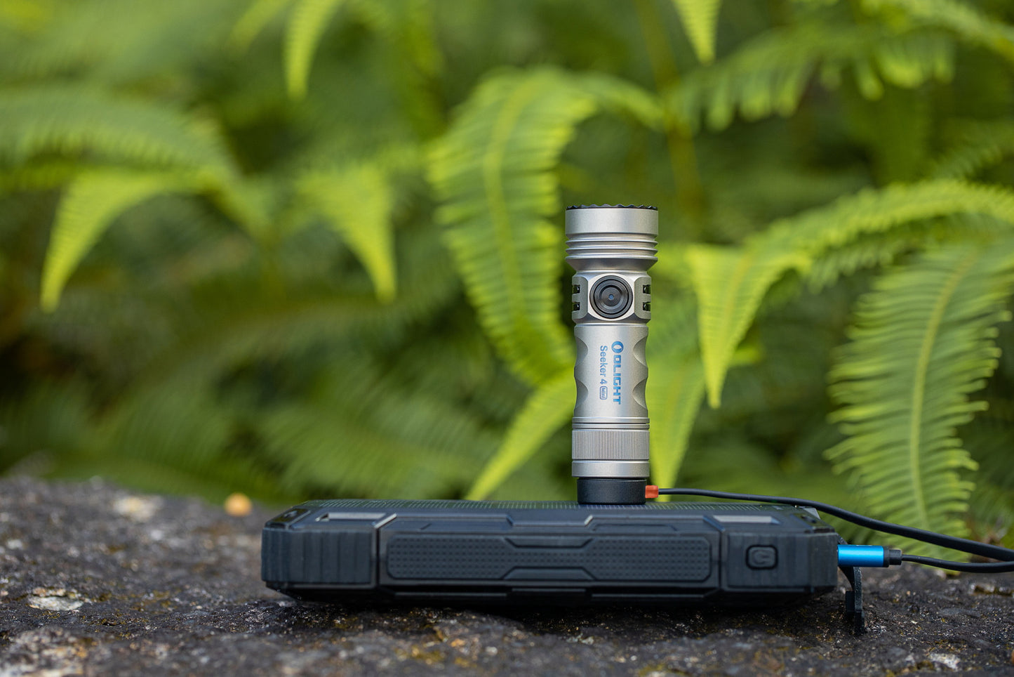 OLIGHT SEEKER 4 MINI TI + UV