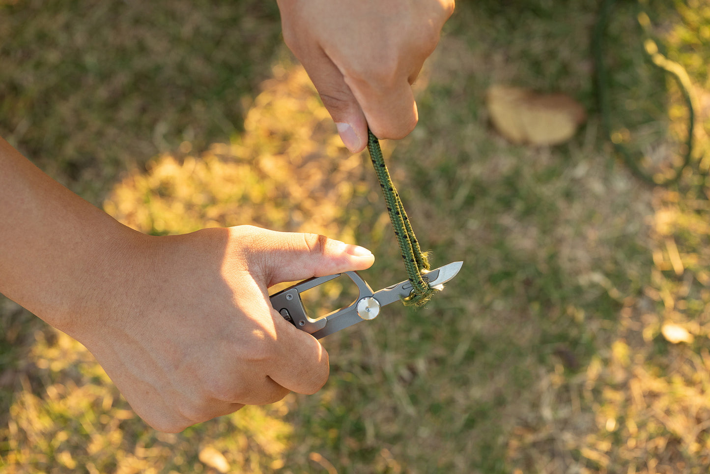 OLIGHT - OKNIFE OTACLE R2