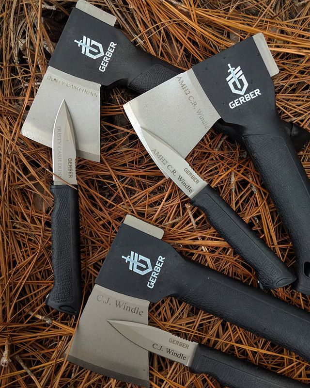 GERBER GATOR COMBO AXE W/KNIFE