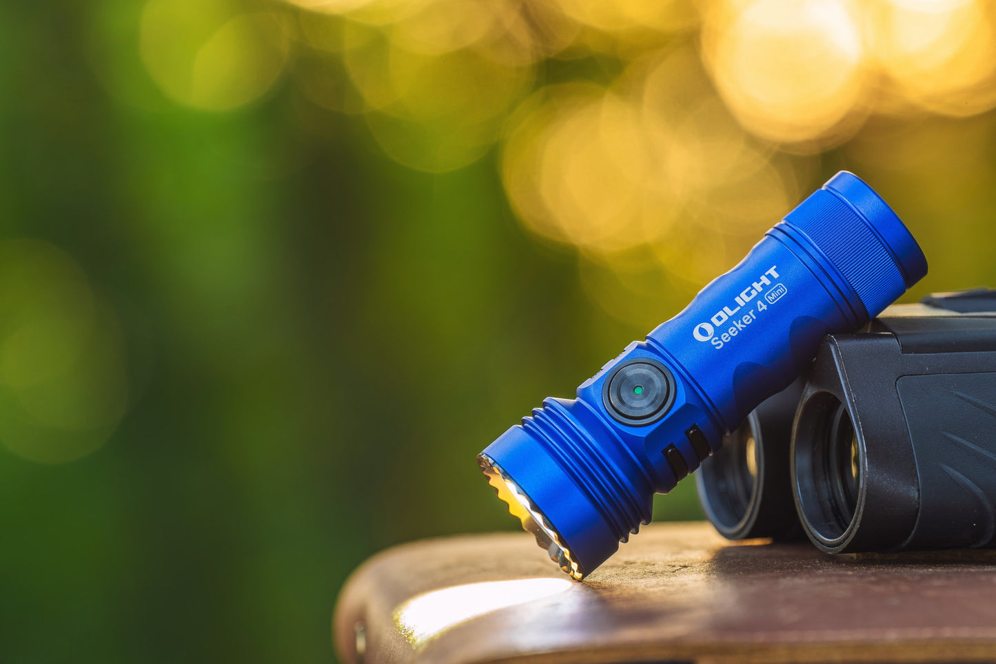 OLIGHT SEEKER 4 MINI + UV