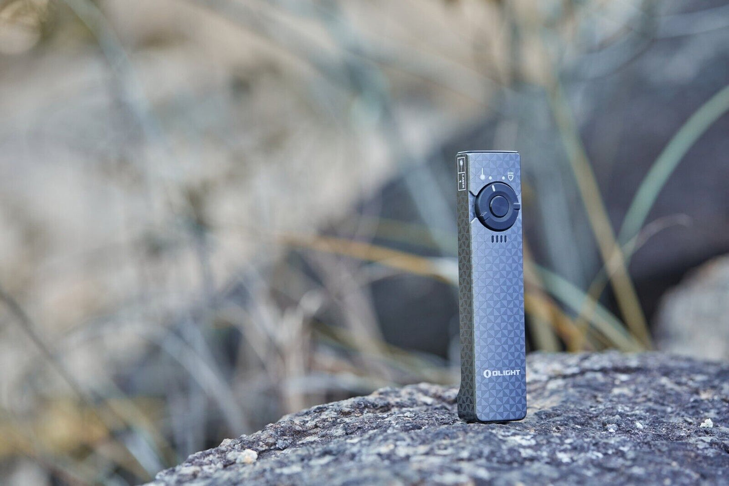 OLIGHT ARKFELD LASER – PINWHEEL GUNMETAL GREY