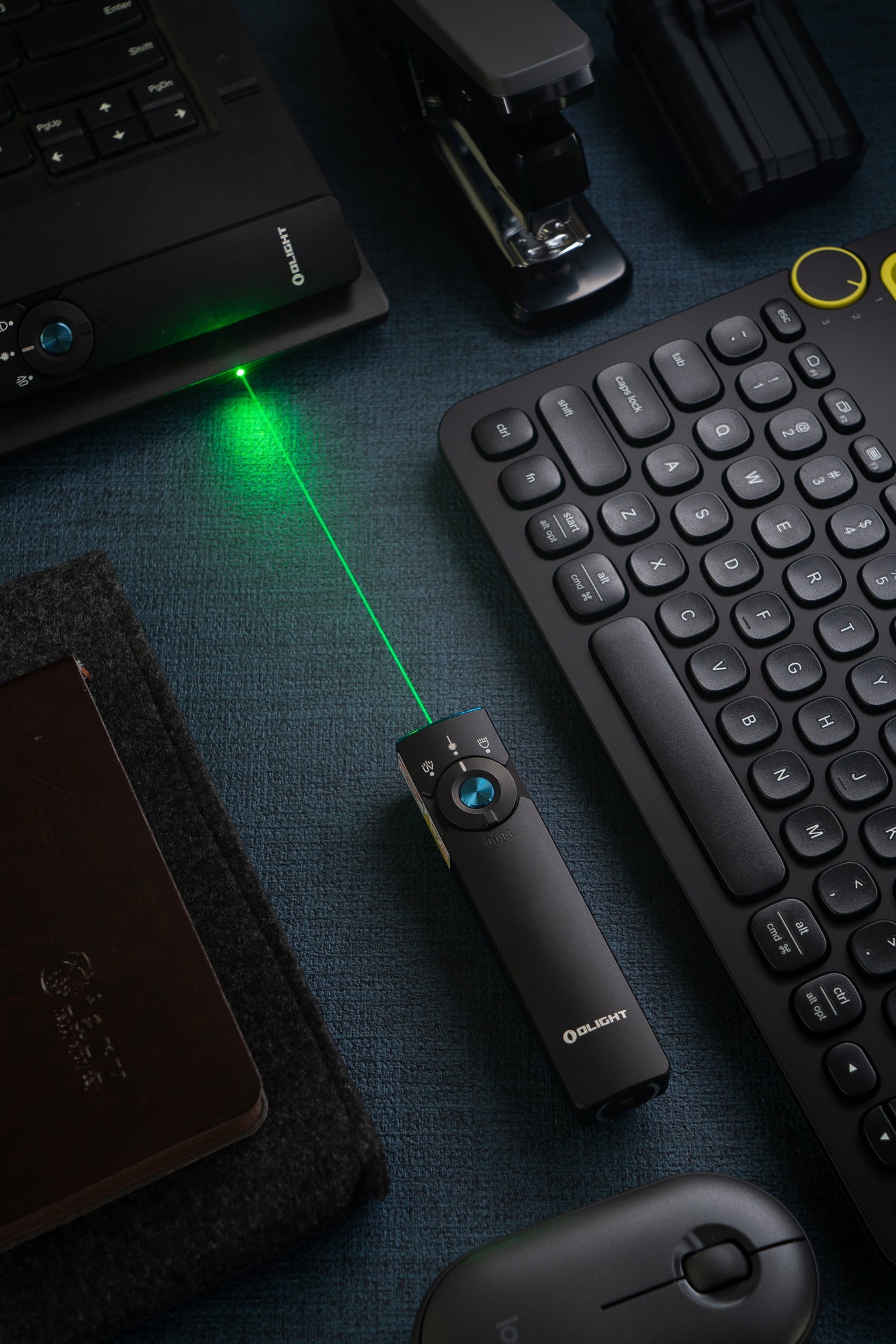 OLIGHT ARKFELD PRO