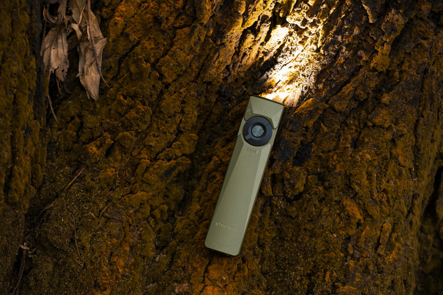 OLIGHT ARKFELD ULTRA