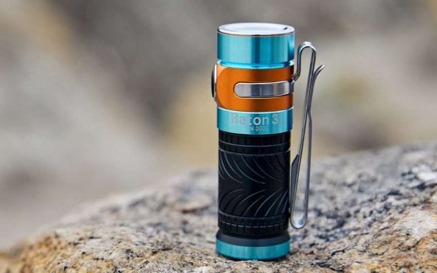 OLIGHT BATON TURBO