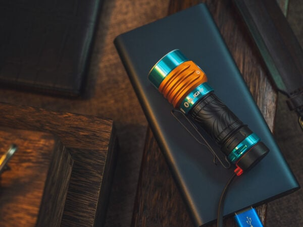 OLIGHT BATON TURBO