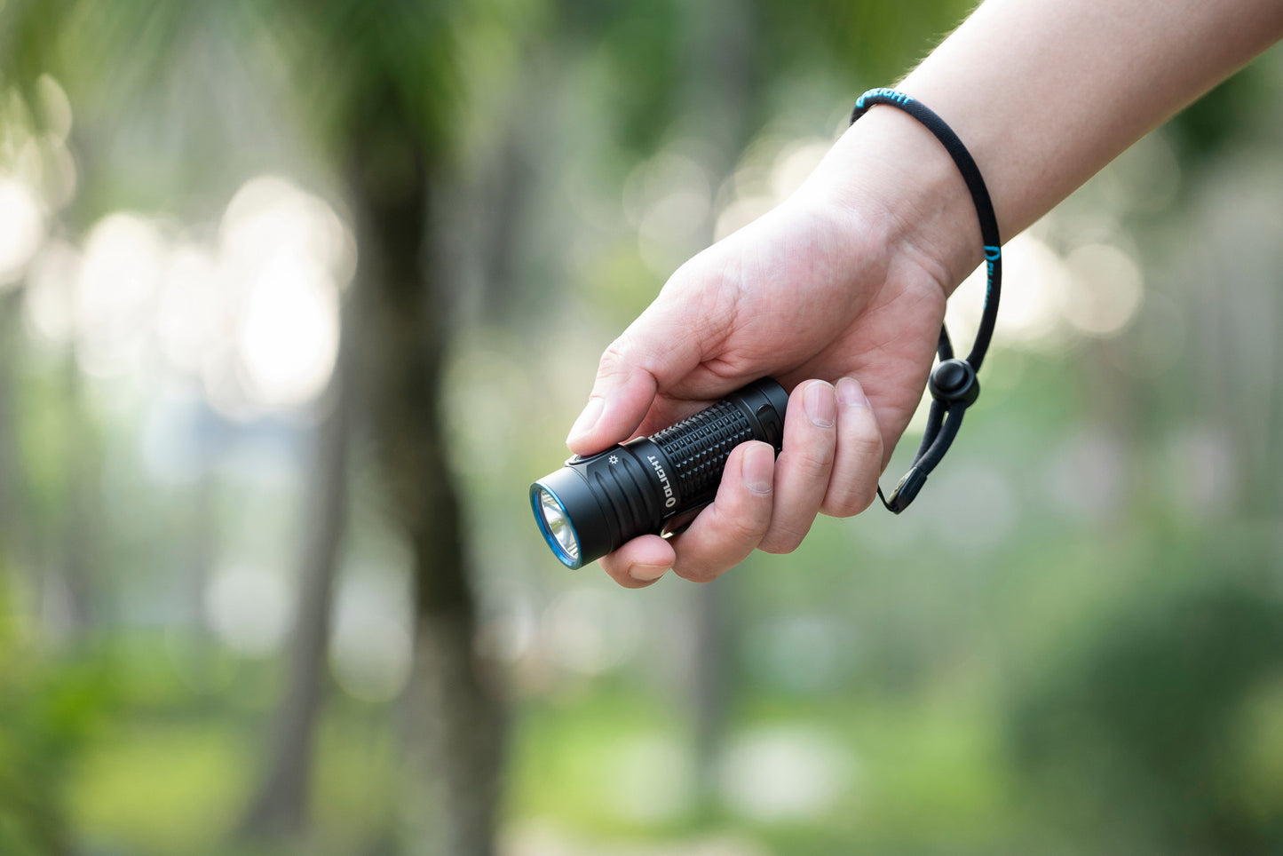 OLIGHT BATON TURBO