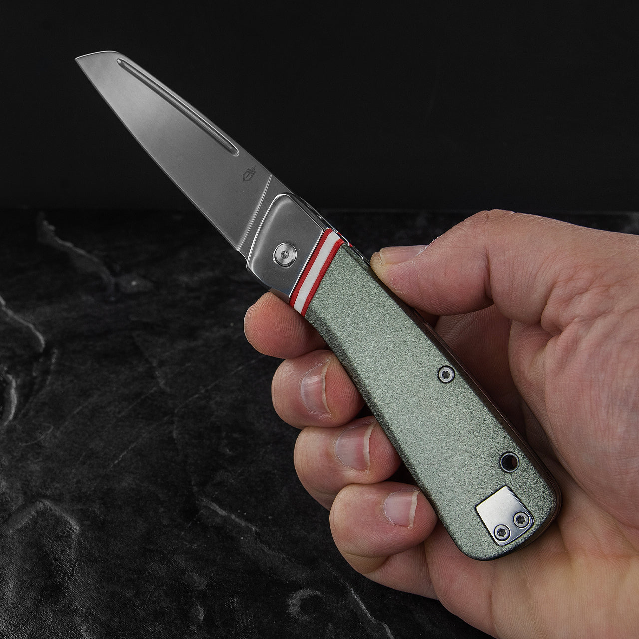 GERBER STRAIGHTLACE MODERN FOLDING KNIFE
