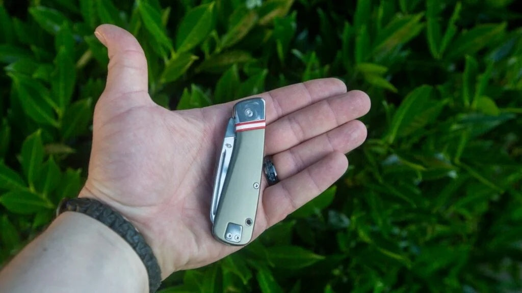 GERBER STRAIGHTLACE MODERN FOLDING KNIFE