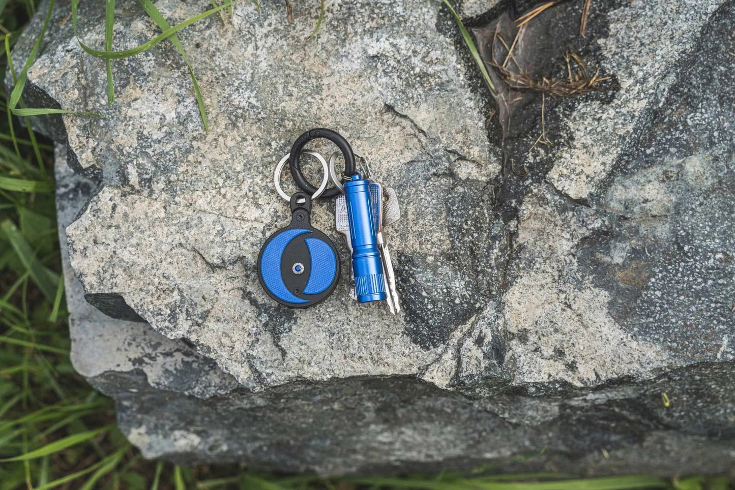 OLIGHT - OKNIFE NIGHTCLAW