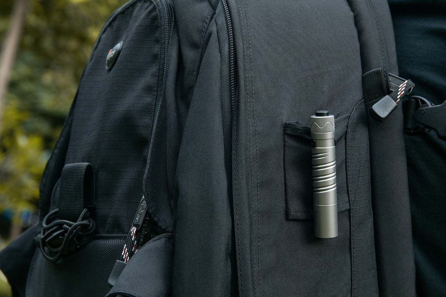 OLIGHT i5R EOS
