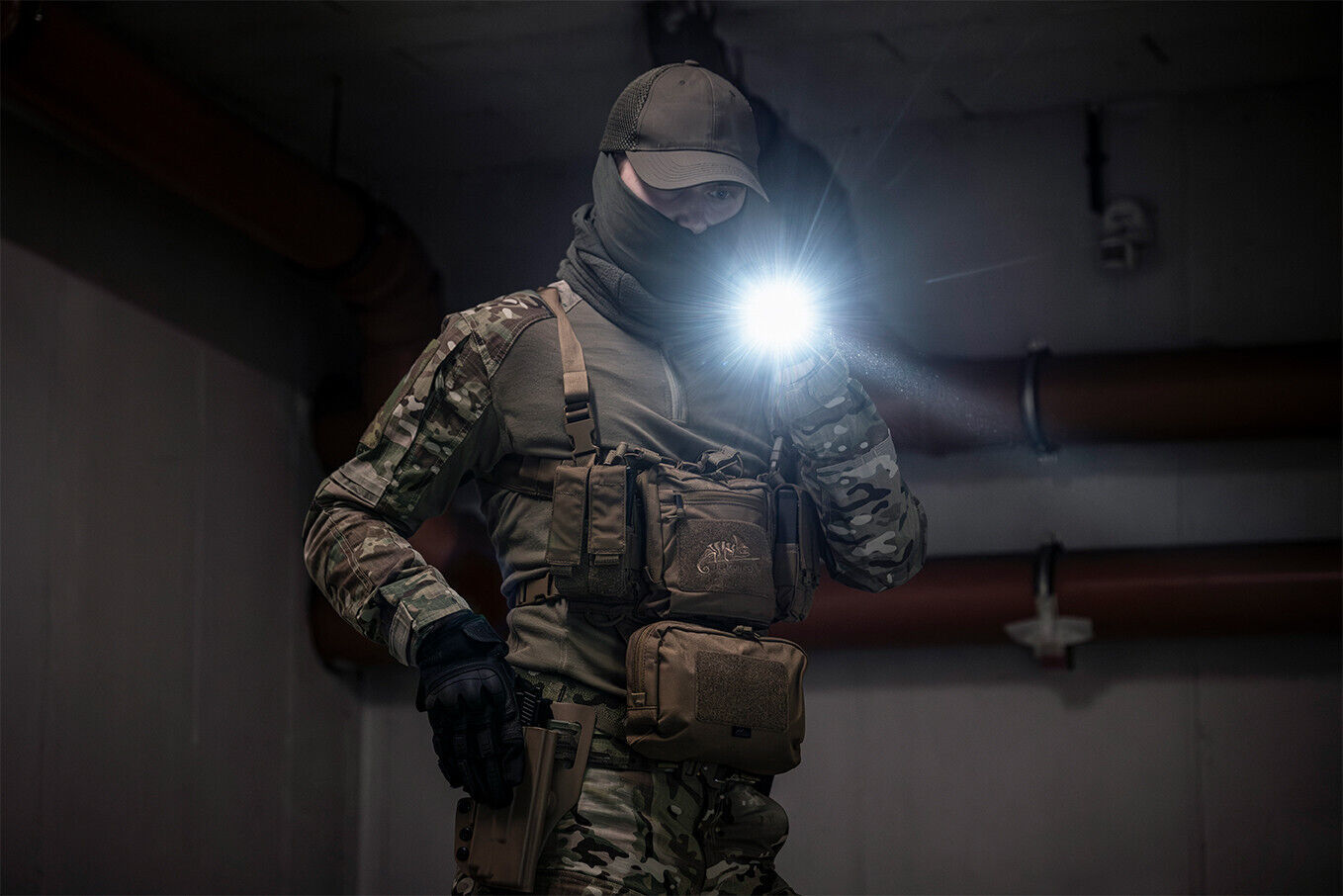 OLIGHT JAVELOT LONG RANGE OUTRANGE FLASHLIGHT