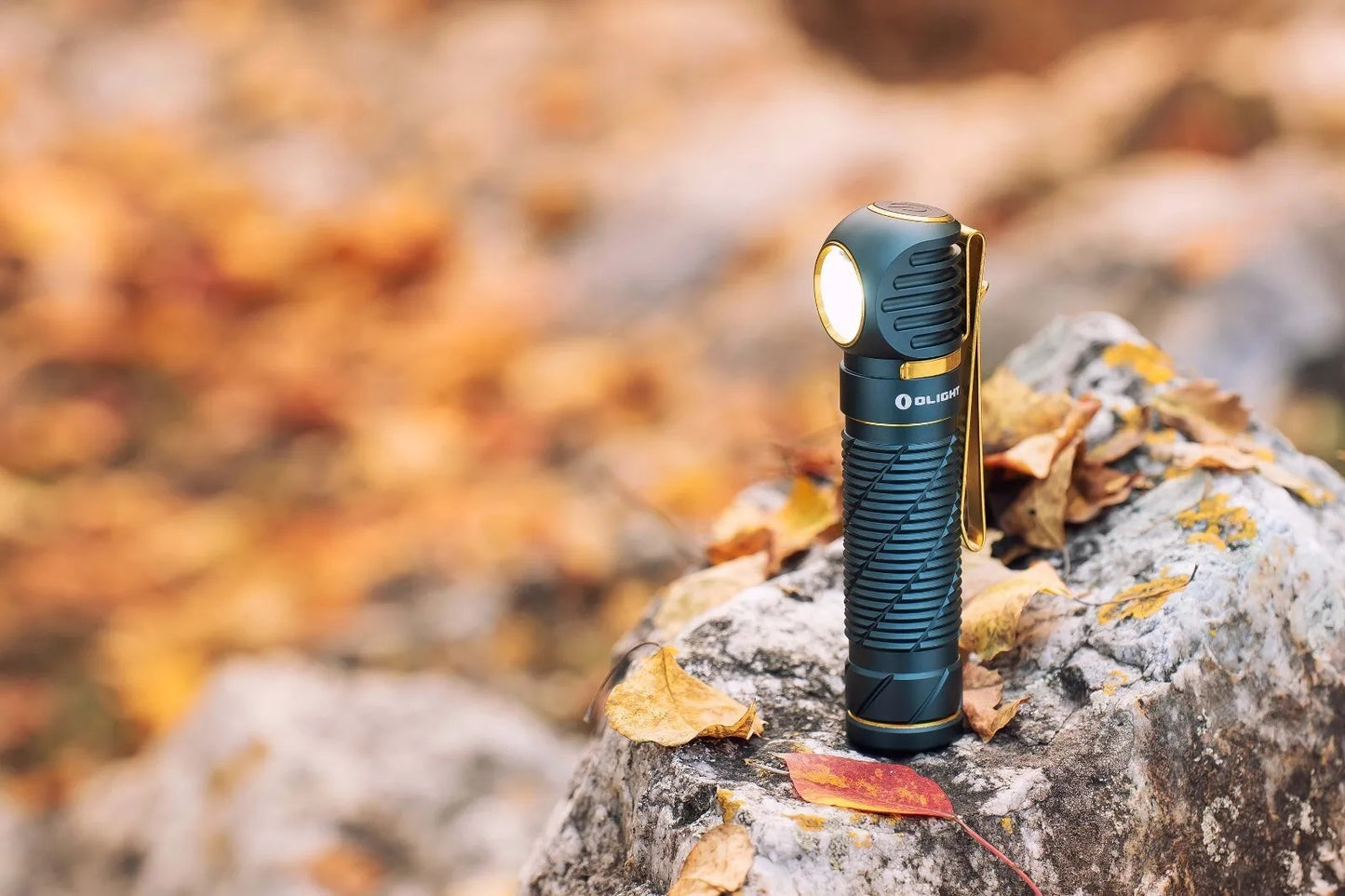 OLIGHT PERUN 2