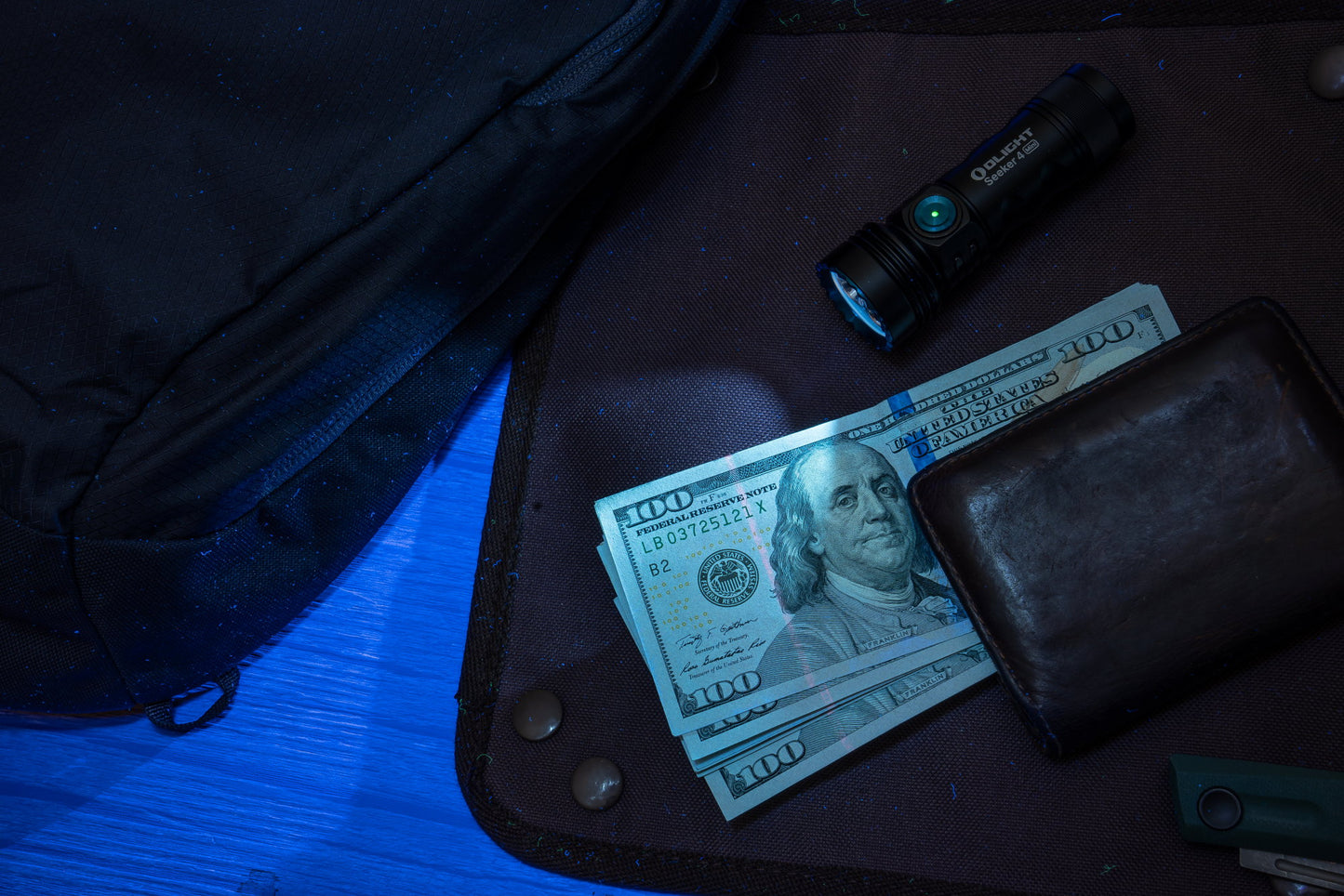 OLIGHT SEEKER 4 MINI + UV