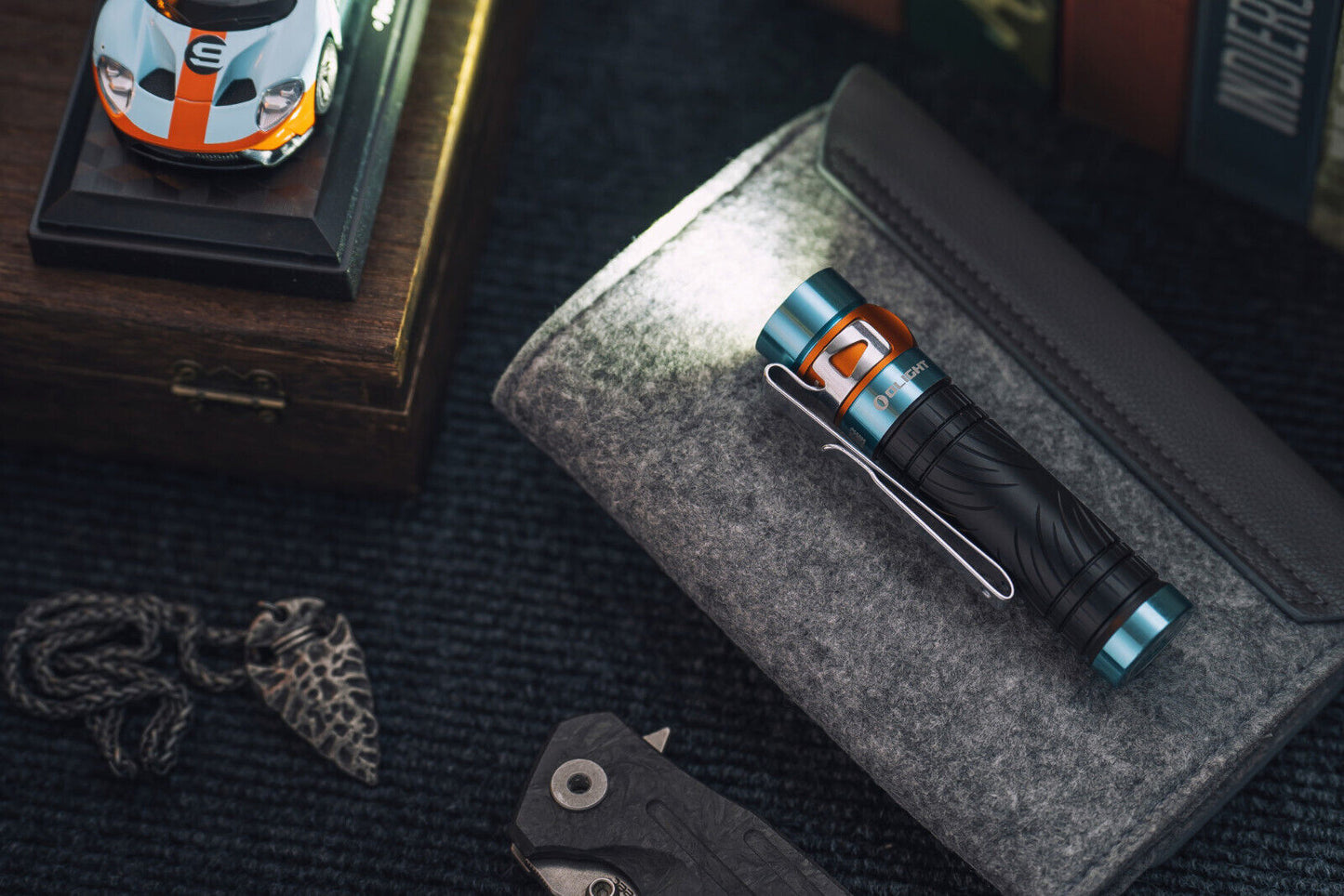 OLIGHT BATON 3 PRO CW ROADSTER