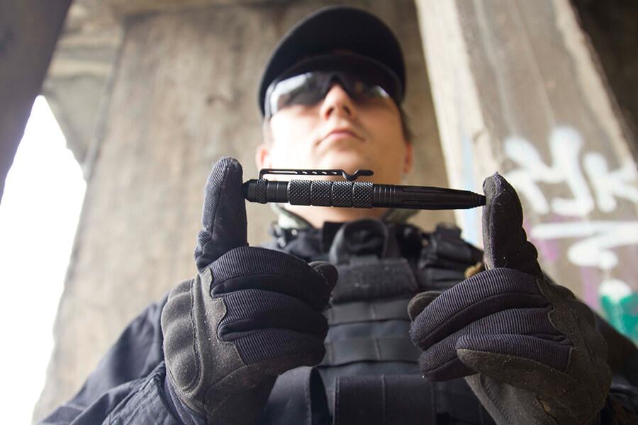 TACTICAL PEN