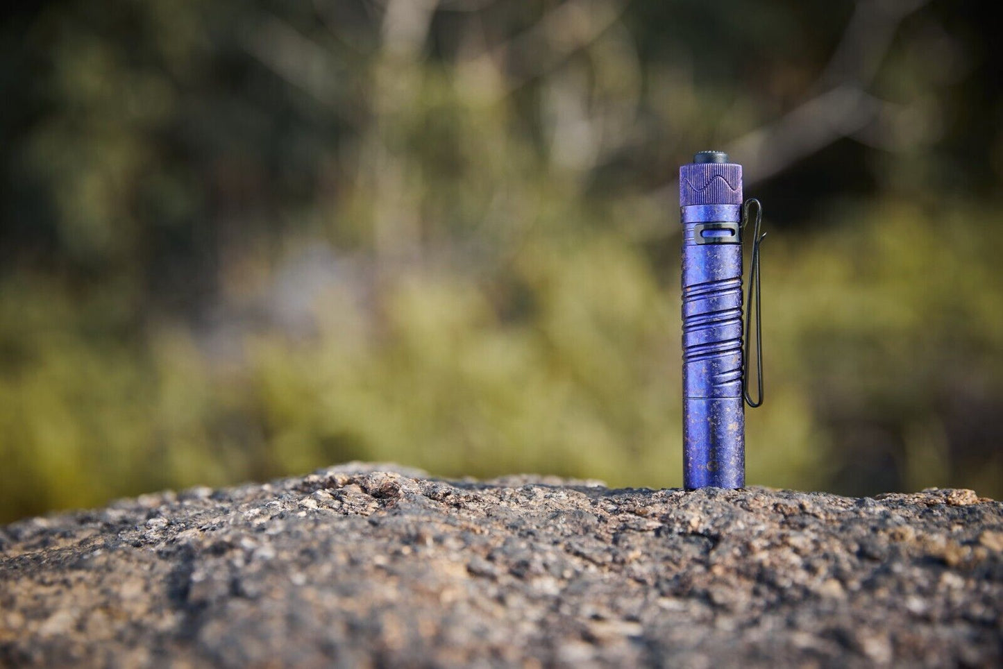 OLIGHT i5R EOS
