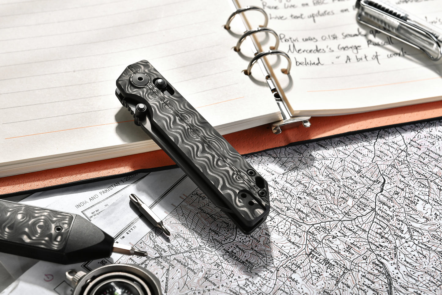 OKNIFE XEN (Damascus Carbon Fiber)