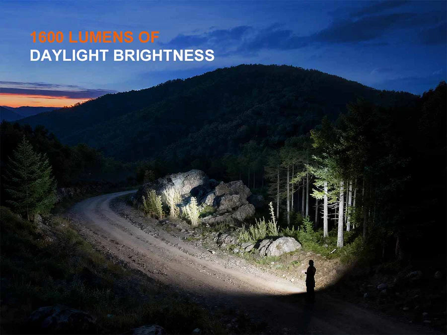 FENIX E06R PRO RG 1600 LUMENS