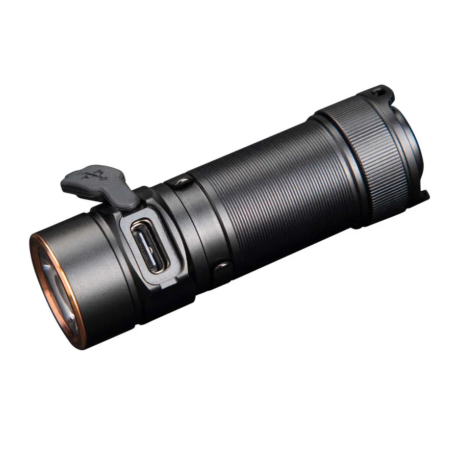 FENIX E18R V2.0 (1200 LUMENS)