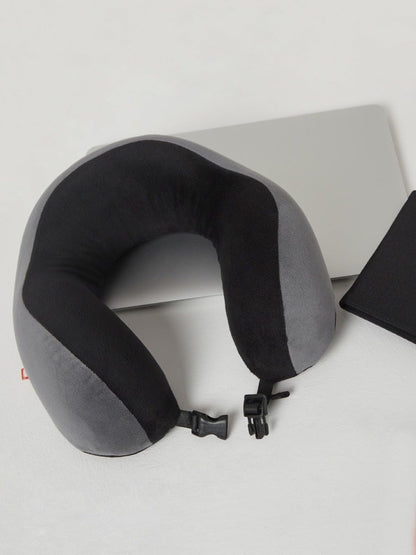 WILDCRAFT NECK PILLOW