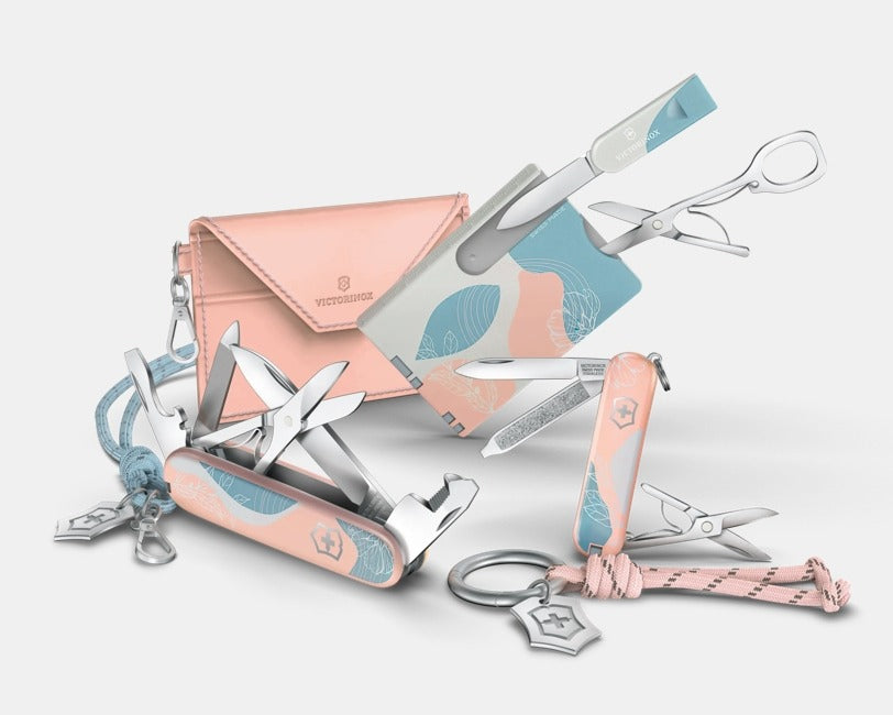 VICTORINOX SWISS CARD CLASSIC PARIS STYLE