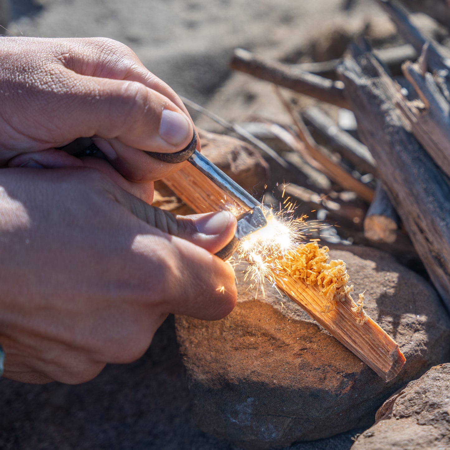 LMF Swedish FireSteel scout 2in1